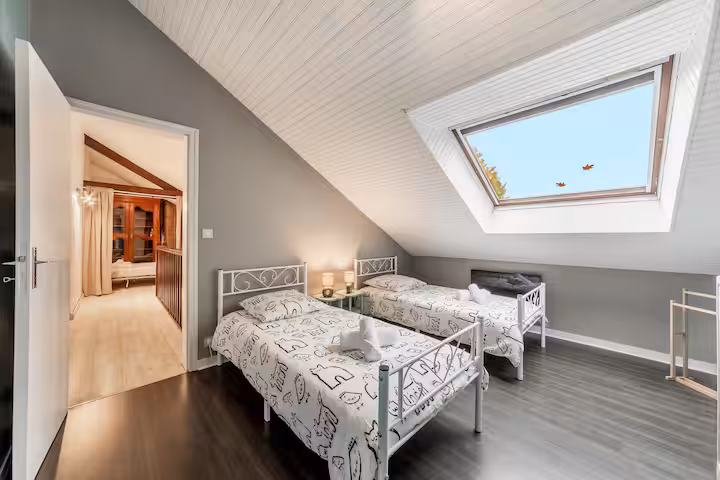 Chambre avec velux